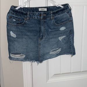 Forever 21 Jean ripped skirt